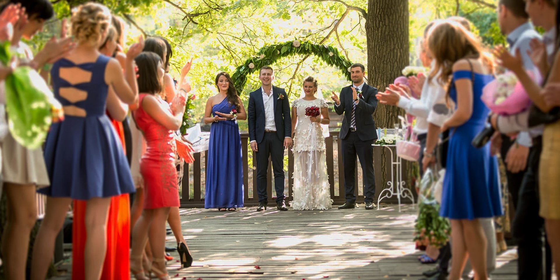 Cosa indossare ad un matrimonio in estate: eleganza e comfort sotto il sole