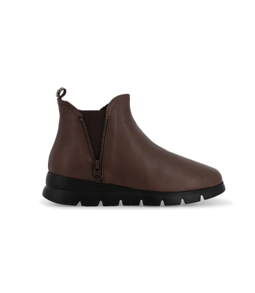 Stivaletto donna in morbida pelle marrone 055006z