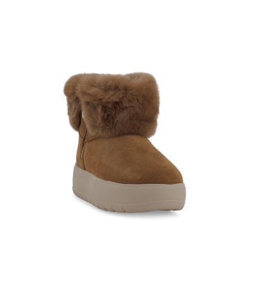Stivaletto donna in camoscio beige con fodera in montone 093501 
