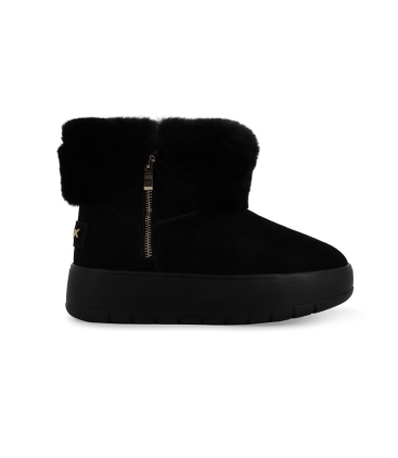 Stivaletto donna in camoscio nero con fodera in montone 093501 