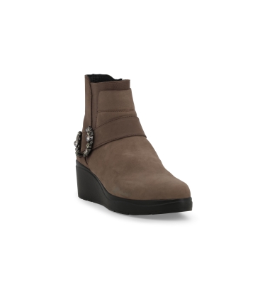 Stivaletto comodo donna in morbida pelle beige k53019