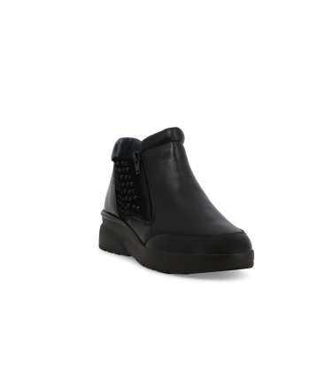 Stivaletto donna in pelle e camoscio nero k55442z
