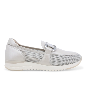 Mocassino sportivo color ghiaccio con fibbia decorativa k60102bk