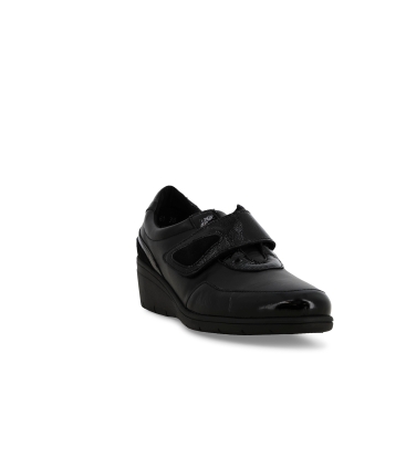 Mocassino donna in vernice e pelle nero k91623z