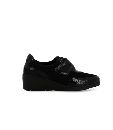 Mocassino donna in vernice e camoscio nero k91623z