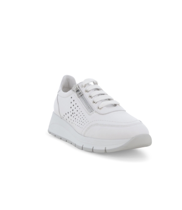 Sneaker bianca in pelle traforata con zip r20096
