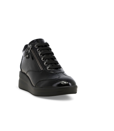 Sneakers donna in vernice nero r25625z