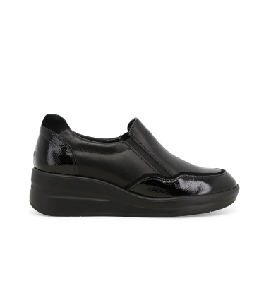 Sneakers donna in vernice e camoscio nero r25641z