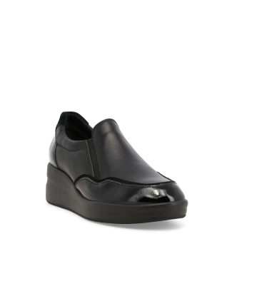 Sneakers donna in vernice e camoscio nero r25641z