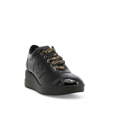 Sneakers donna in vernice comode nero r25656z