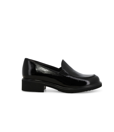 Mocassino donna in morbida vernice nero r35511z