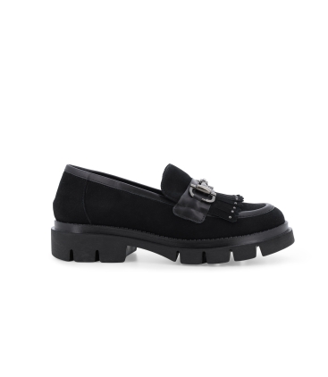 Mocassino chunky in camoscio nero con frangia r45422