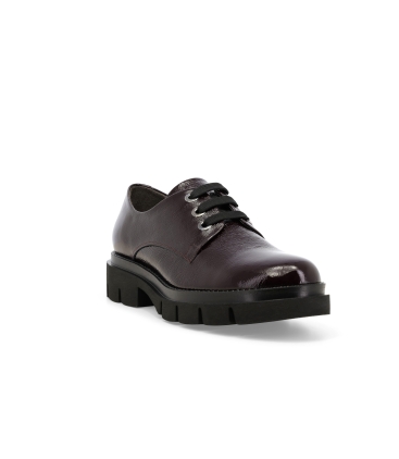 Mocassini donna in vernice allacciato bordo r45425