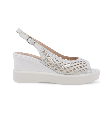 Sandalo zeppa bianco con strass e lavorazione traforata r80555q