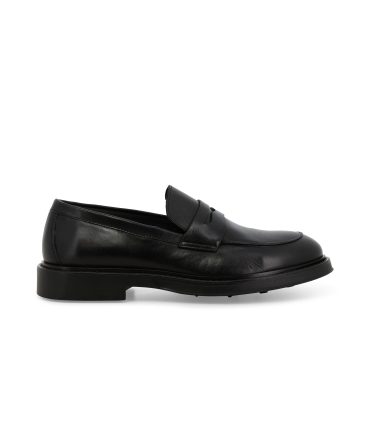 Mocassino uomo classico in pelle di vitello nero u24647z