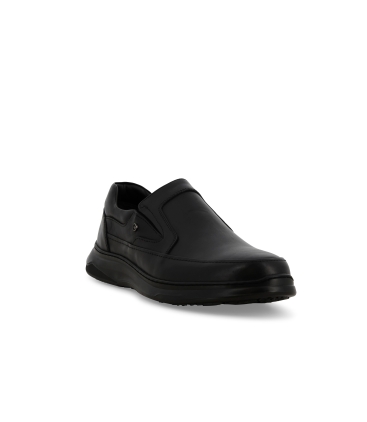 Mocassino uomo con elastici in pelle nero u56067