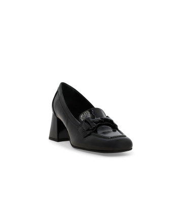 Mocassino donna in vernice nero v5727z
